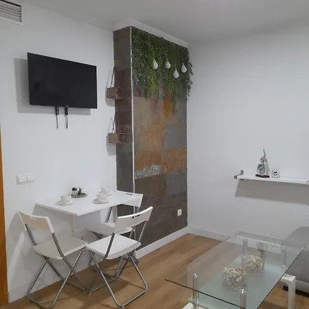 Comodo Aparta Estudio Centrico En Alicante Exterior photo