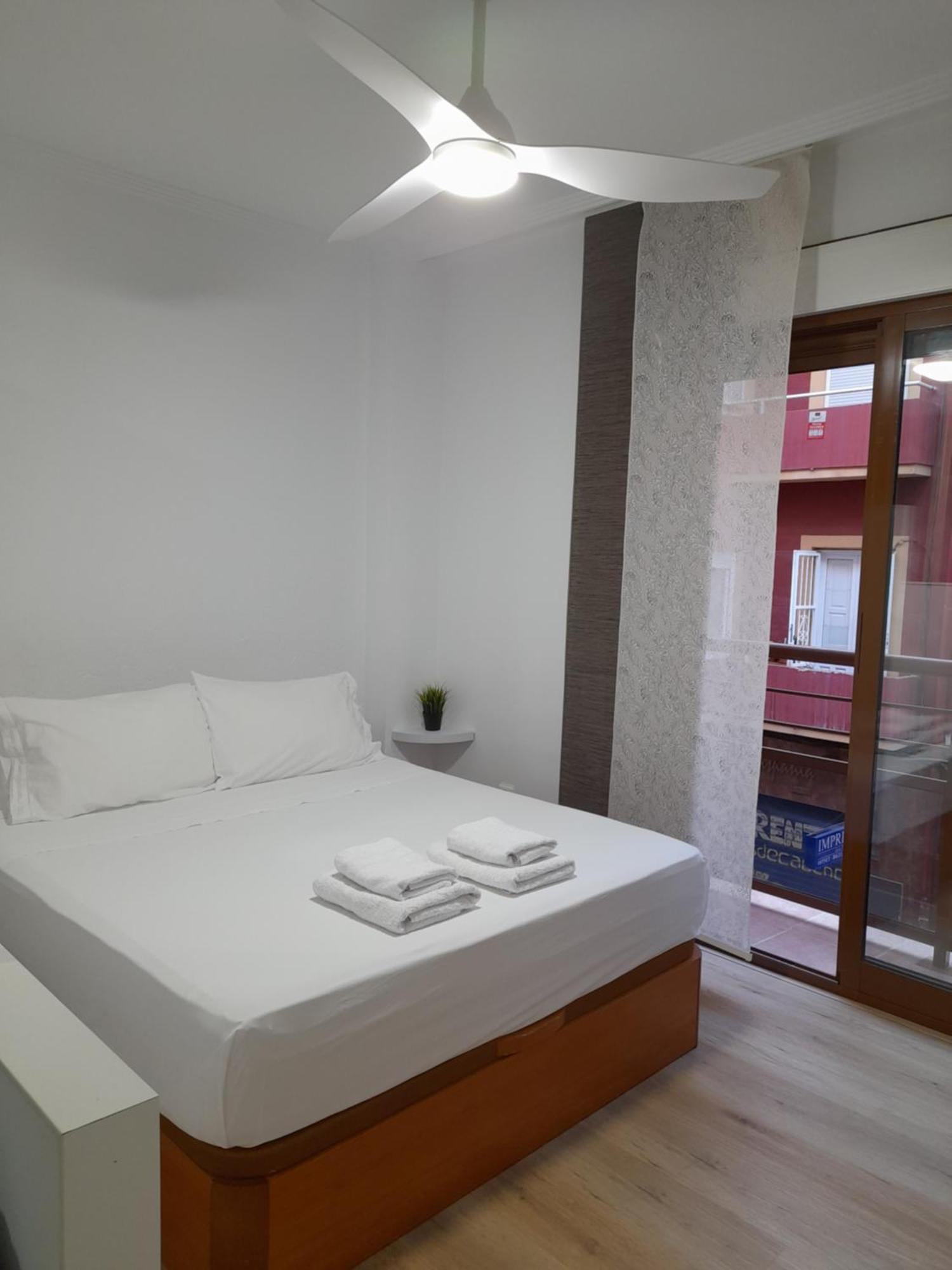 Comodo Aparta Estudio Centrico En Apartament