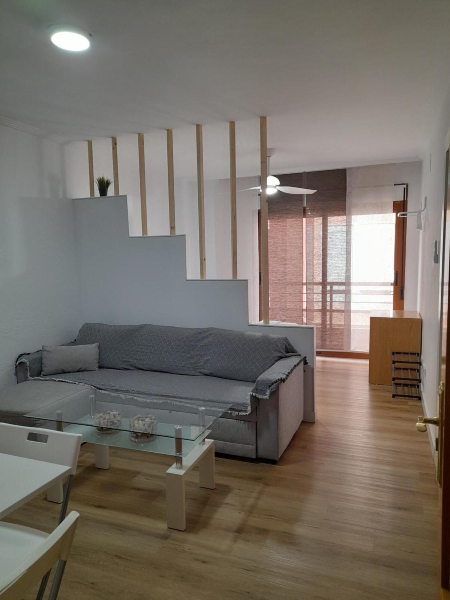 Comodo Aparta Estudio Centrico En Apartament